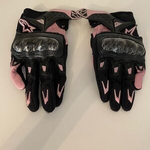 Women’s motorcycle gloves
